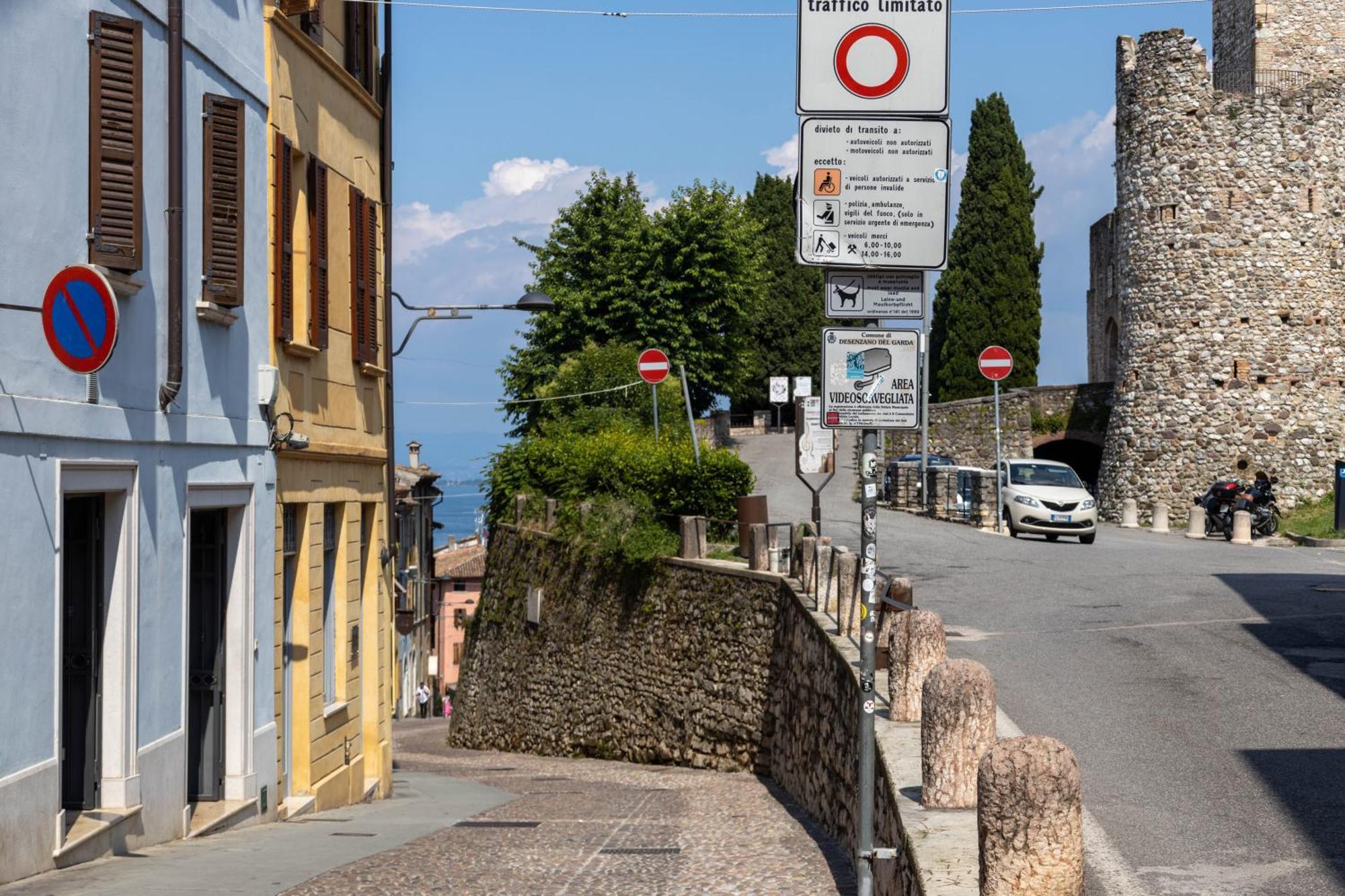 Apartament Haus Martina Desenzano del Garda Zewnętrze zdjęcie